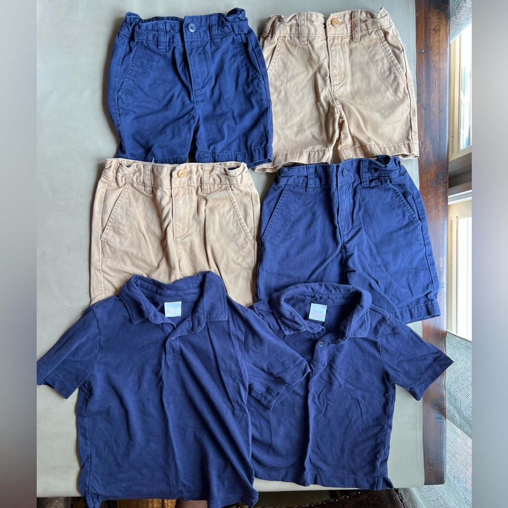 Set of 6 pieces (one of each item in each size) boys sizes 3 and 5 in EUC.